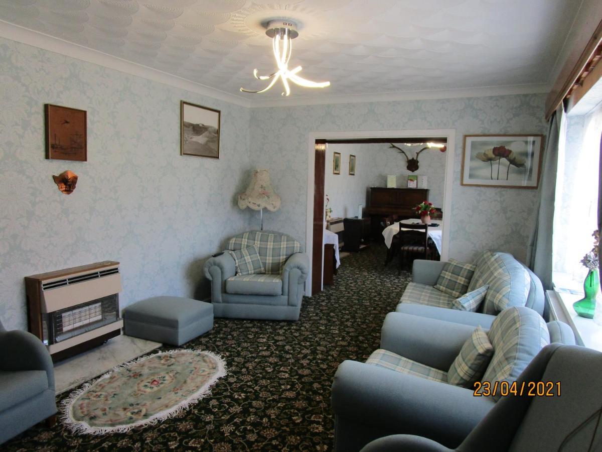 Tremains Guest House Bridgend  Exterior foto